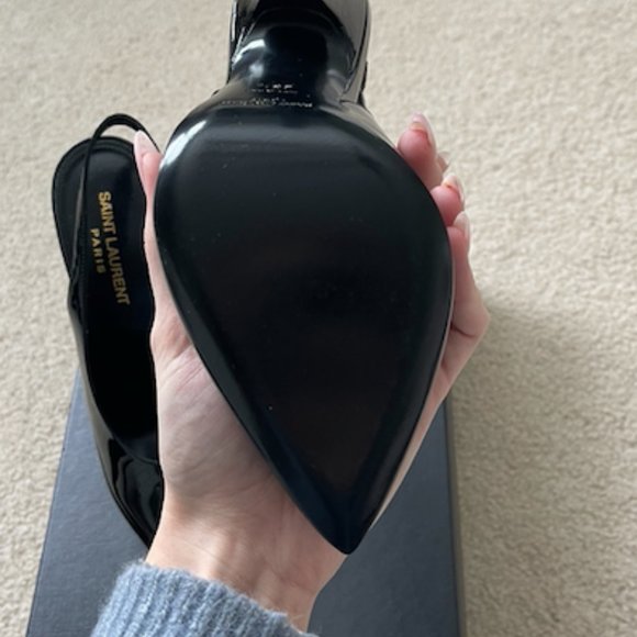 SAINT LAURENT Patent-Leather Slingback Pumps - Picture 6 of 6